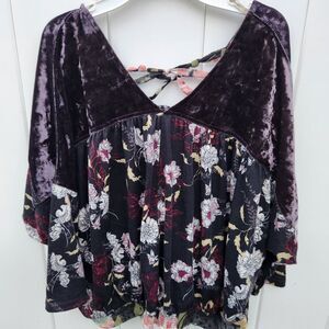 Gimmicks BKE Peasant Top Women’s XS Floral Velvet Black Cottagecore Bohe…
